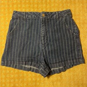 FRANCESCA’s shorts striped
